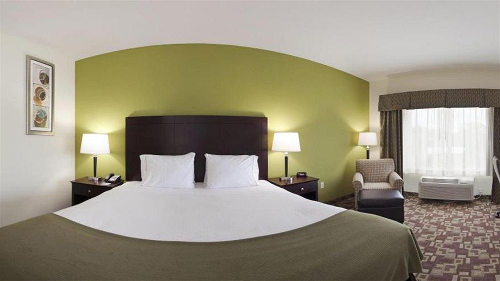 Holiday Inn Express Hotel & Suites Kansas City Sports Complex By Ihg Exteriör bild